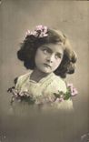 Fantasy - Child - Girl - Beautiful little girl with bouncing curls CPA (Hungarian chart Hungary Hungary