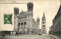Lyon - Vue d'ensemble de la basilique de Notre Dame de Fourviere -- CPA - 
