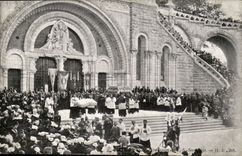 Lourdes - Blessing of Sacrament CPA -