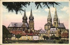 Moulins CPA the cathedral and the sacring Heart