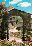 CPM Valls d Andorra Canillo Vue partielle Arc d entree a L Eglise 