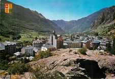 CPM Valls d Andorra Andorre la Velle Vue partielle des le Rocke de Bruges 