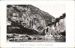 Falls of Ardeche CPA Cave of the pigeon one