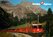 CPM Bernina Express Der Bernina Express der Rhatischen Bahn bei Preda mit dem Piz ela Train Funiculaire