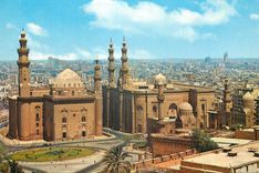 CPM Cairo Les Mosquees Sultan Hassan et El Riffaie