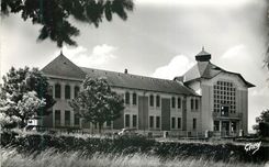 CPM La Roche Posay Vienne Le Nouvel Establissement Thermal