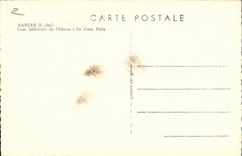 Nantes CPA interior Court of the castle the old well