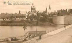 CPM Ypres Porte de Lille et cimetiere Britannique 