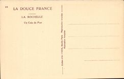 CPA La Rochelle a corner of the port