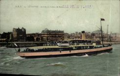 Le Havre CPA Arrives of the boat of Rouen Felix FAure Bateau ship