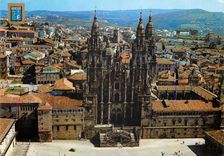 CPM Santiago de compostela n 5 vue aerienne facade de la cathedrale
