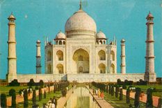 CPM Taj Mahal Agra Built in pure white marble by Emperor Shah 