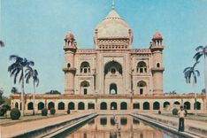 CPM Safdarjangs Tomb Delhi 