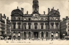 Lyon the Town hall CPA