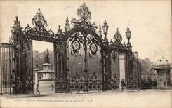 Lyon CPA Roasts monumental park of the head D gold