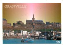 CPM Granville (Manche) le bassin a flot et la haute ville