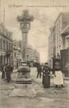 CPA Treport the old sandstone cross and the street of Paris (folklore costume)
