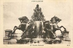 CPA Lyon illustre fontaine bartholdi