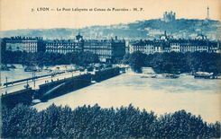 CPA Lyon le pont lafayette et coteau de fourviere