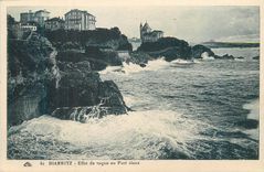 CPA Biarritz Effet de vague au Port vieux