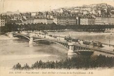 CPA Lyon Pont Morand Quai St-Clair et Coteau de la Croix-Rousse Tramway