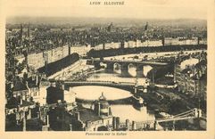 CPA Lyon Panorama sur la Saone
