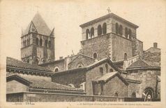 CPA Lyon la basilique d'ainay (la plus ancienne de lyon) style roman