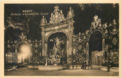 CPA Nancy Fontaine d Amphitrite la nuit 