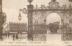 CPA Nancy La Place Stanislas Grilles Jean Lamour 