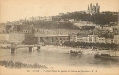 CPA Lyon Pont du Palais de Justice et Coteau de Fourviere 