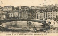 CPA Lyon Pont La Feuillee Quai St Vincent et les Chartreux 