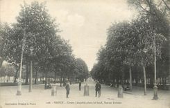CPA Nancy Cours Leopold dans le fond Statue Drouot 