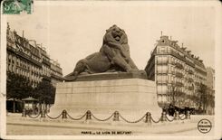 Paris - 14 - the Lion of Belfort - Bartholdi - Sculptor - Boulevard Raspail and Rue Denfert Rochereau - CPA