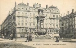 CPA Lyon Fontaine et Place des Jacobins