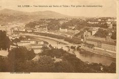 CPA Lyon Vue Generale sur Serin et Vaise Vue Prise du Restaurant Gay