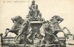 CPA Lyon Fontaine Bartholdi