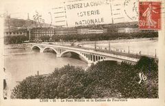 CPA Lyon Le Pont Wilson et la Colline de Fourviere