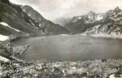 CPM les Belles Alpes Francaises Massif des Sept Laux le lac de la Sagne
