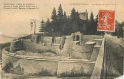 CPA Domfront(Orne) les Ruines du Vieux Chateau