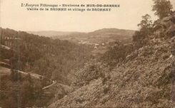 CPA L'Aveyron Pittoresque Environs de Mur de Barrez Vallee de la Bromme et Village de Brommat