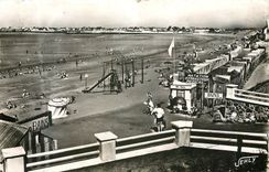 CPM Plage de Saint Gilles sur Vie(Vendee)