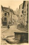 CPA Le Douce France Le Puy (Haute Loire) La Vieille Rue des Tables Conduisant a la Cathedrale