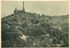 CPA Lyon Colline de Fouvieres vue de la Croix Rousse