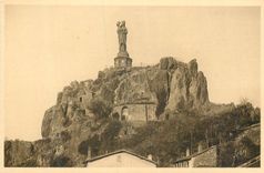 CPA le Puy (Haute Loire) Statue de N D de France sur le Rocher Corneille