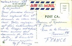 Der New YorkSkyline- das Symbol weg America S von der Grosse und geoffneter Fan-in in New York beherbergen - CPA