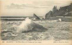 CPA 300 biarritz la villa belza et le cachaou par gros temps
