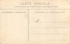 CPA La Bouche Large Ouvert et la Taille Cambree Pitou Rit aux Recits Joyeux  de la Chambree