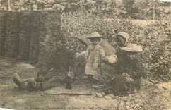 REPRO Charbonnier et sa Famille en Foret