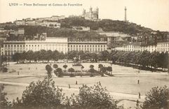 CPA Lyon Place Bellecour et Coteau de Fourviere