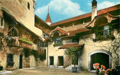CPA Chateau de Chillon la Premiere Cour
